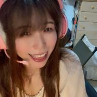 nakedcrown_けーち-ここから、ここから-玉木マリ(CV:水瀬いのり)、小淵沢報瀬(CV:花澤香菜)、三宅日向(CV:井口裕香)、白石結月(CV:早見沙織)
