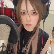 みゆᐕ)ﾉ🍺💛本日⭕️-抱きしめてシュヴァルツ-ゴールデンボンバー