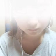 ぴこ(菌)🦊🍼-KissHug-aiko