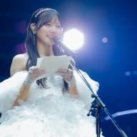 おでこにサングラス